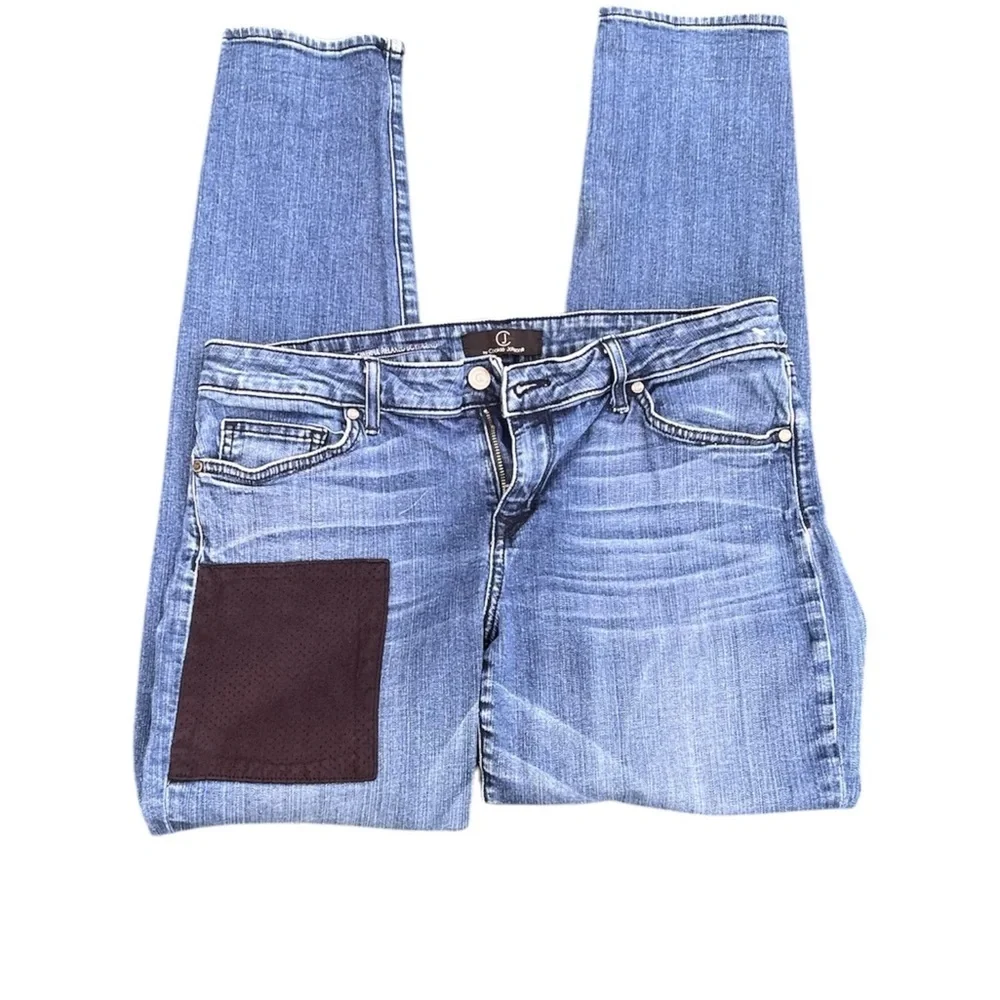 Women Blue Jeans with designer, black frontal patch by Cookie Johnson size 31 - Picture 2 of 5